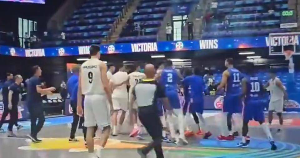 关键时刻出现的致命一击，影响比赛局势