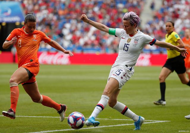 九游网页版-德国女足球队备战世界杯赛事