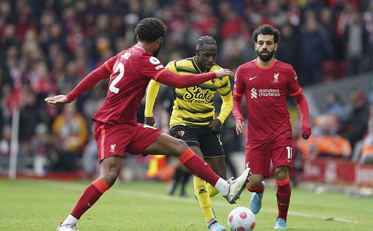 关于曼联客场抢分，欧冠资格或将稳固的信息