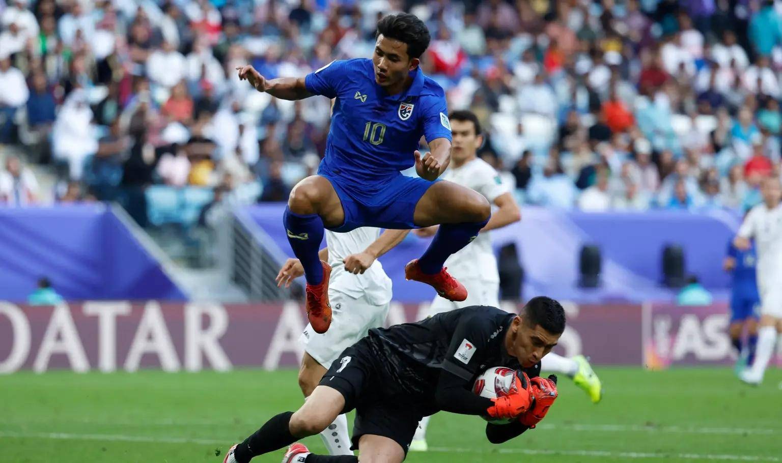 泰国球队一路胜出，亮眼表现引人瞩目的简单介绍