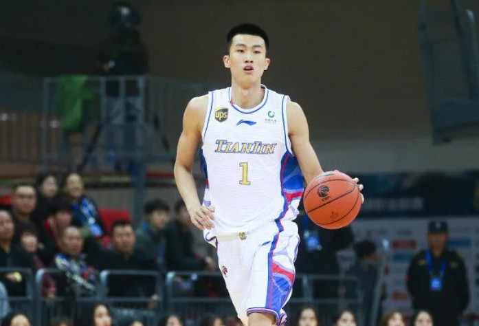 云南男篮多点开花手握四连胜 云南男篮多点开花手握四连胜